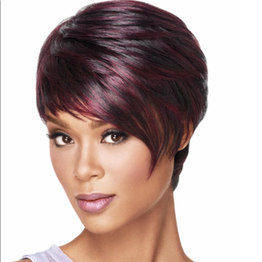 LUXHAIR Wig Sleek Angle pixie Auburn Light To Dark